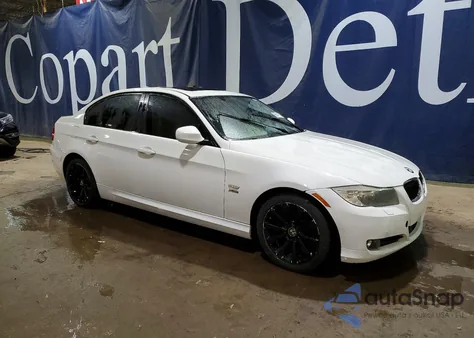 2011 BMW 328 Xi из США, поврежденный, VIN WBAPK7G5XBNN69704